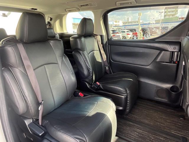 TOYOTA ALPHARD 2018