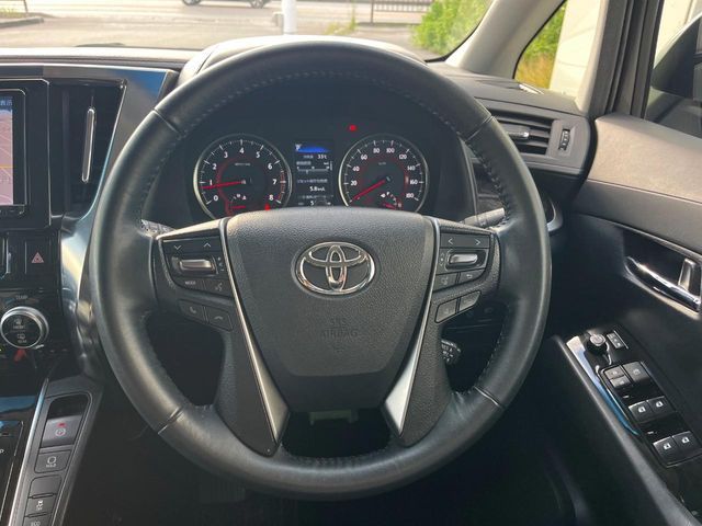 TOYOTA ALPHARD 2018