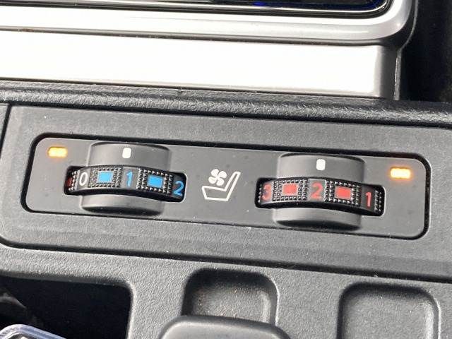 TOYOTA LANDCRUISER PRADO 2022