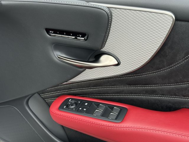 TOYOTA LEXUS LS500 2019