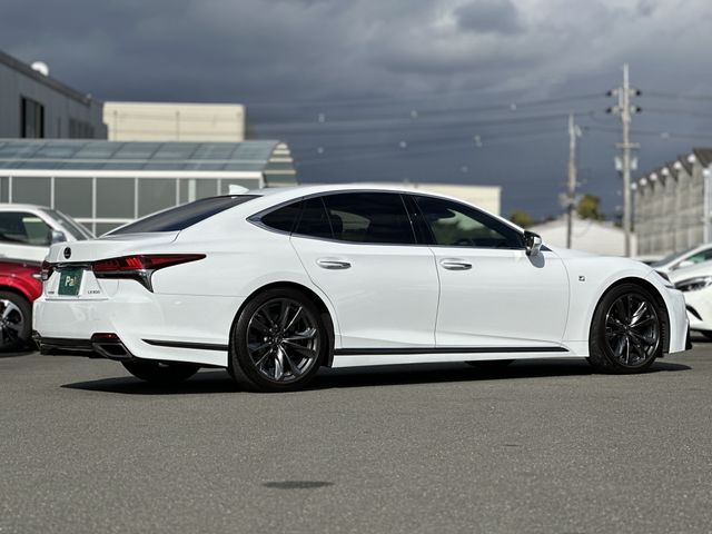 TOYOTA LEXUS LS500 2019
