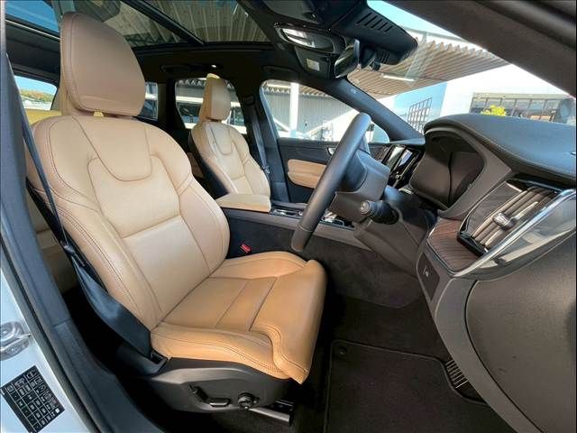 VOLVO VOLVO XC60 2023