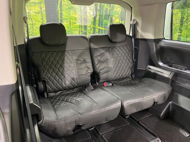 MITSUBISHI DELICA D:5 4WD 2024