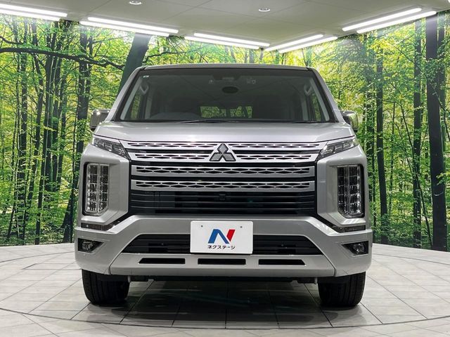 MITSUBISHI DELICA D:5 4WD 2024