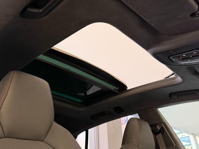 AUDI AUDI RS Q8 2024