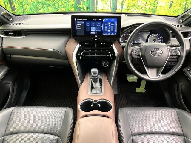 TOYOTA HARRIER 2WD 2022