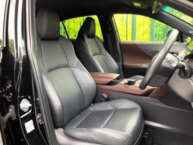 TOYOTA HARRIER 2WD 2022