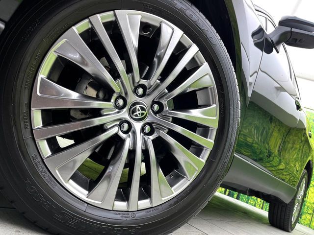 TOYOTA HARRIER 2WD 2022