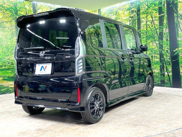 HONDA N BOX CUSTOM 2022