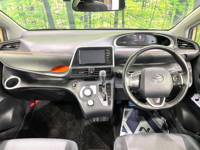 TOYOTA SIENTA 2019