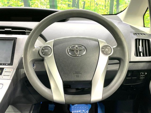 TOYOTA PRIUS 2013