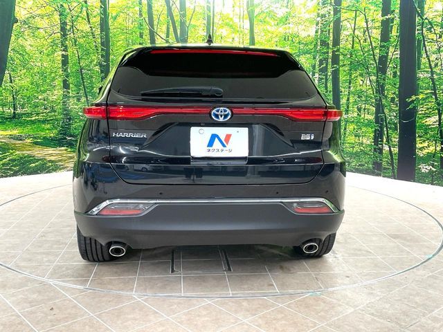 TOYOTA HARRIER HYBRID 2025