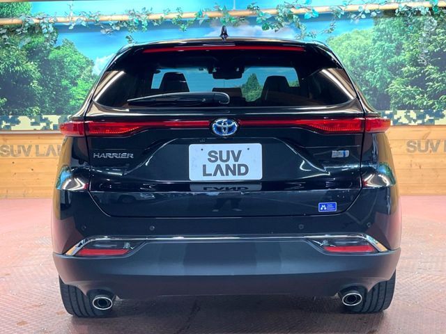 TOYOTA HARRIER HYBRID 2023