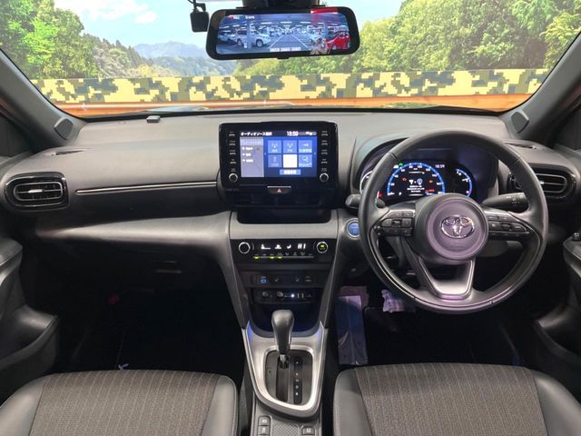 TOYOTA YARIS CROSS HYBRID 2023