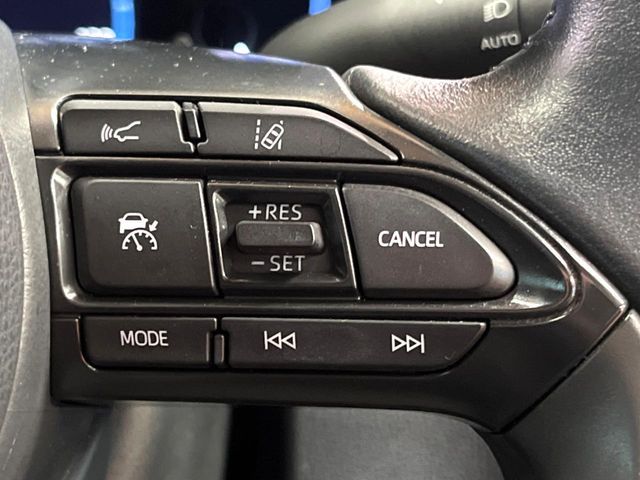 TOYOTA YARIS CROSS HYBRID 2023