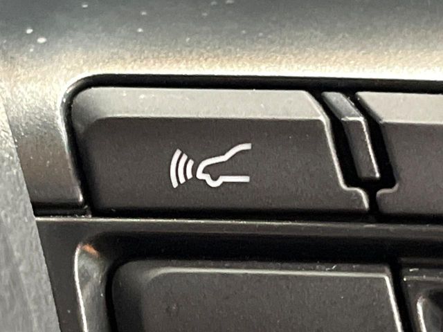 TOYOTA YARIS CROSS HYBRID 2023