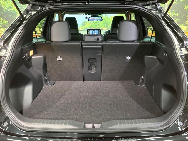 TOYOTA YARIS CROSS HYBRID 2023