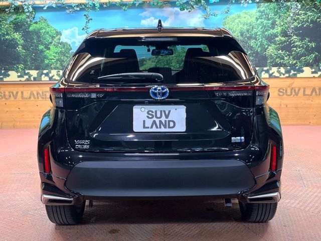 TOYOTA YARIS CROSS HYBRID 2023