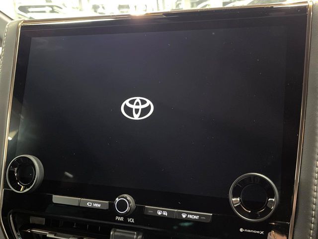 TOYOTA ALPHARD 4WD 2023