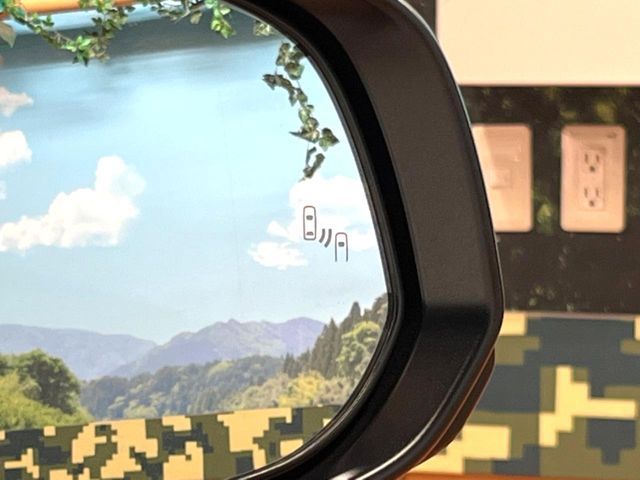 TOYOTA ALPHARD 4WD 2023