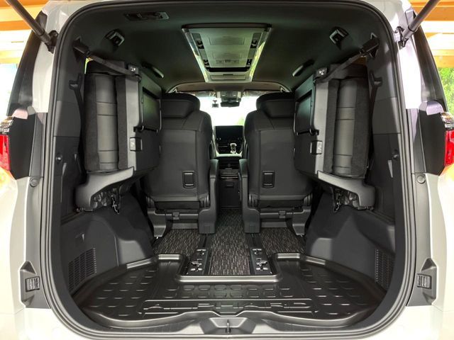 TOYOTA ALPHARD 4WD 2023