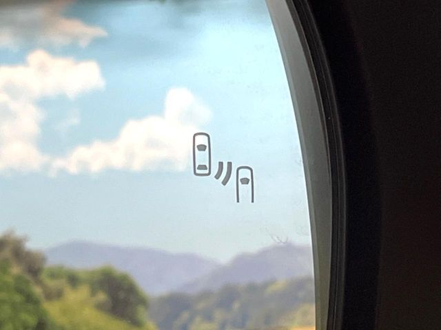 TOYOTA LANDCRUISER PRADO 2023