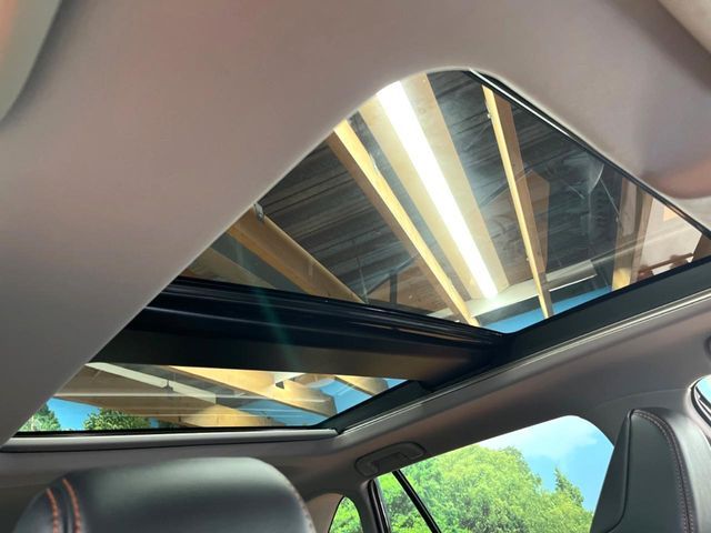 TOYOTA RAV4 HYBRID 4WD 2025