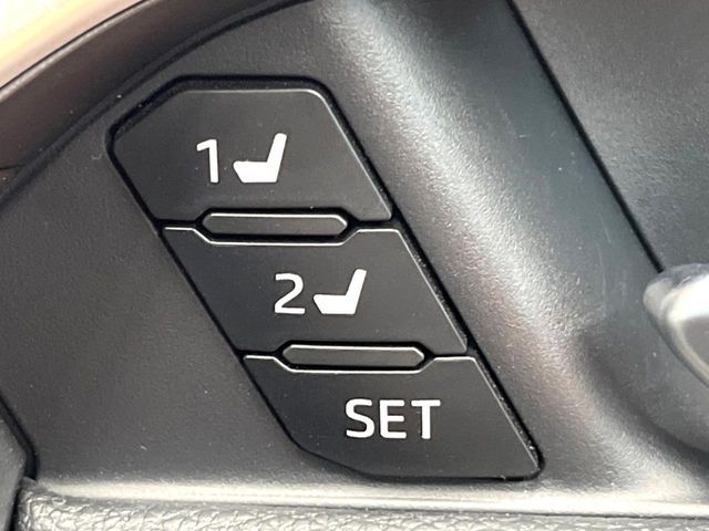 TOYOTA RAV4 HYBRID 4WD 2025