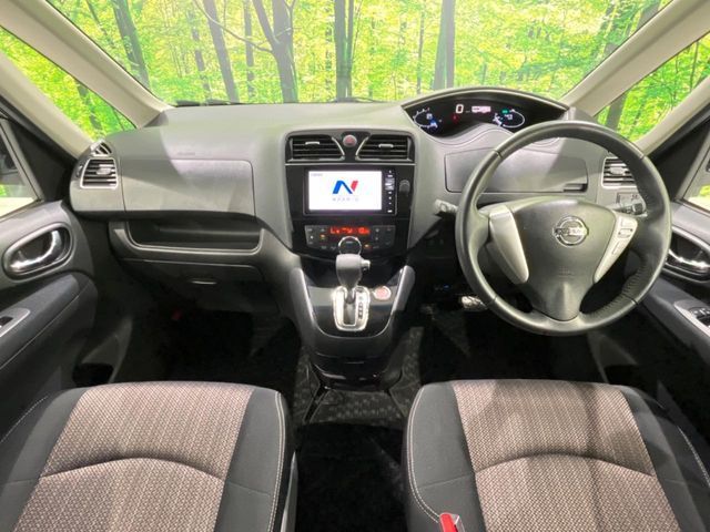 NISSAN SERENA  WG 4WD 2014