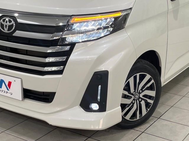 TOYOTA ROOMY 4WD 2023