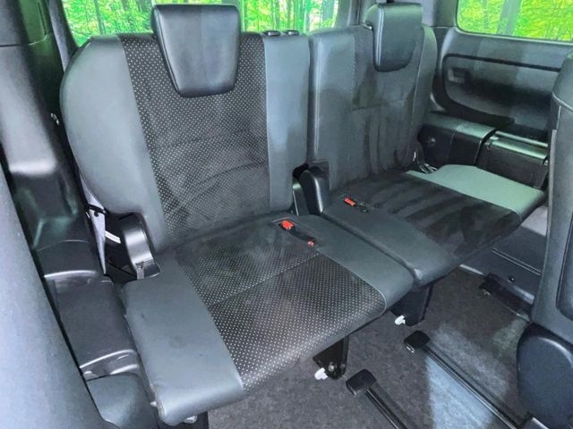 TOYOTA VOXY 4WD 2021