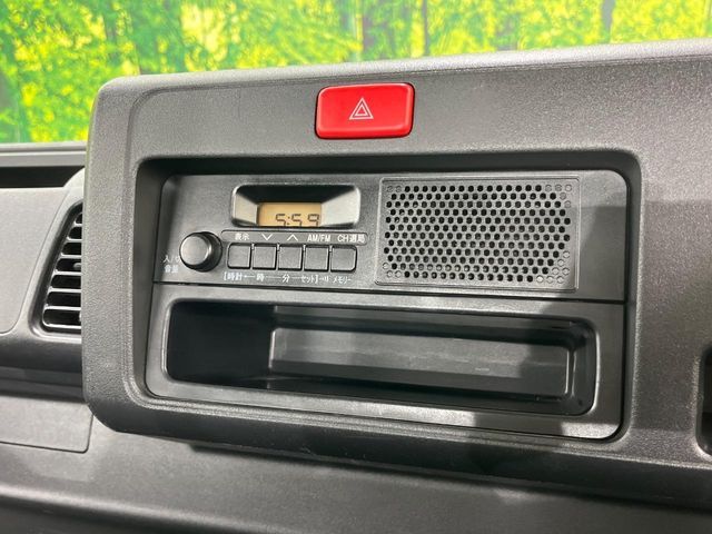 DAIHATSU HIJET truck 4WD 2017