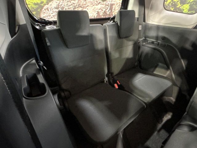 TOYOTA SIENTA HYBRID 2025