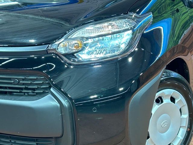 TOYOTA SIENTA HYBRID 2025