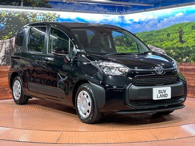 TOYOTA SIENTA HYBRID 2025