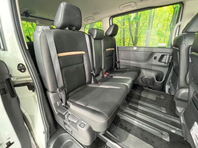 NISSAN SERENA  WG 4WD 2023