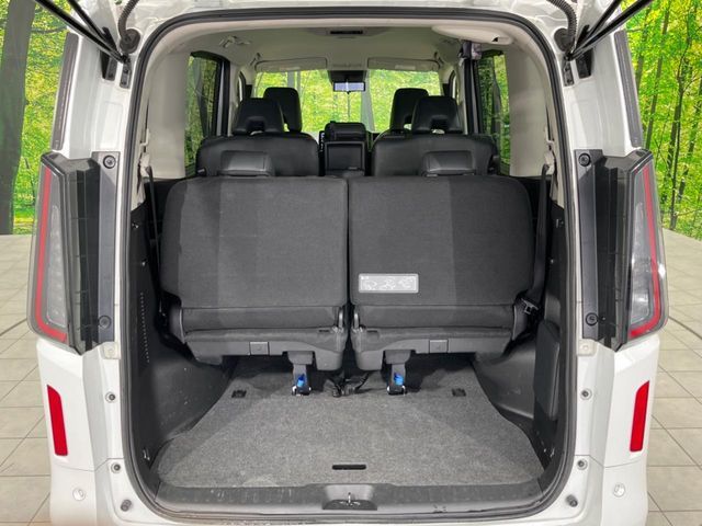 NISSAN SERENA  WG 4WD 2023