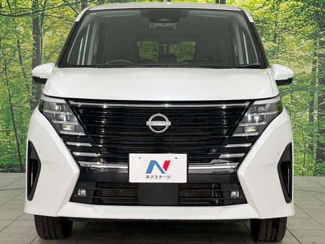 NISSAN SERENA  WG 4WD 2023