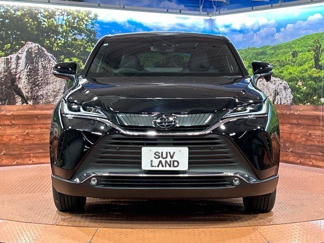 TOYOTA HARRIER 2WD 2024