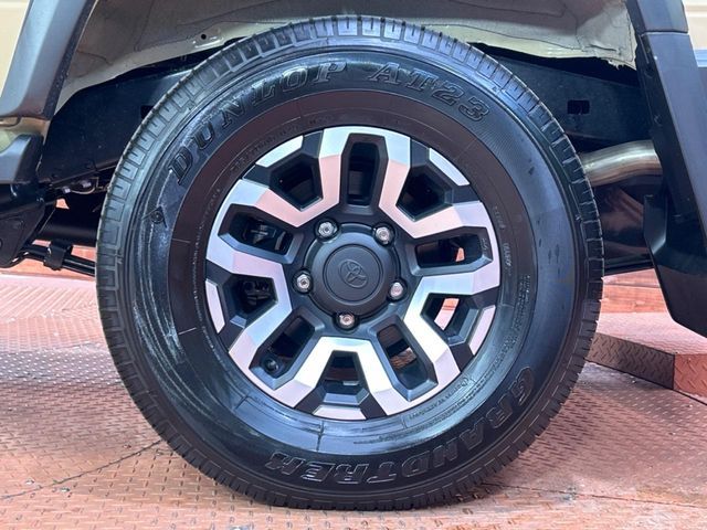 TOYOTA LANDCRUISER 70 2025