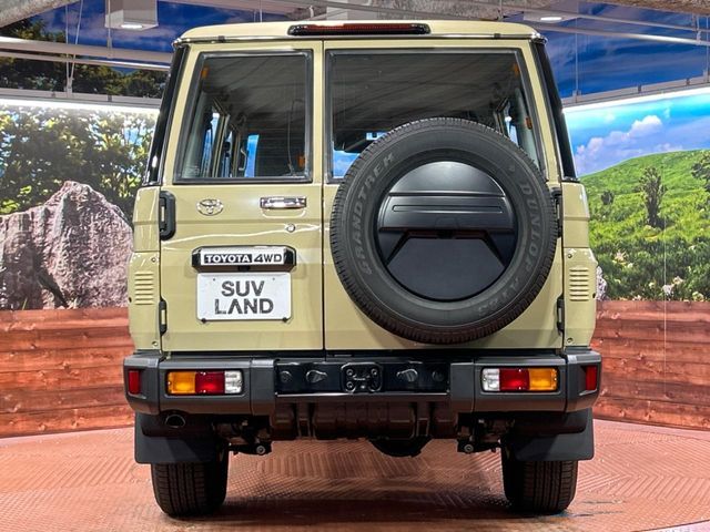 TOYOTA LANDCRUISER 70 2025