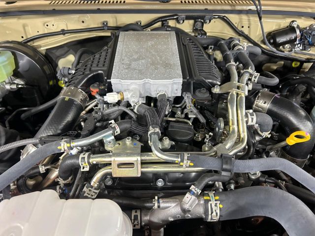 TOYOTA LANDCRUISER 70 2025