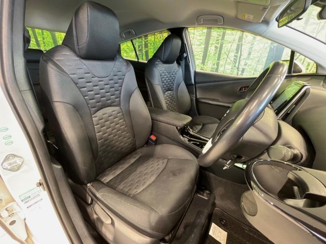 TOYOTA PRIUS PHV 2017