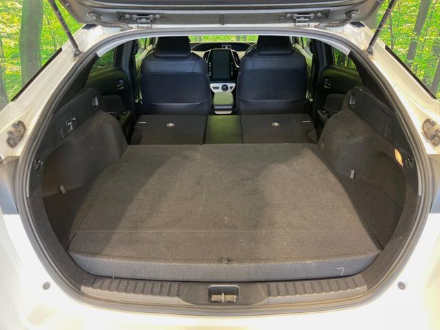 TOYOTA PRIUS PHV 2017