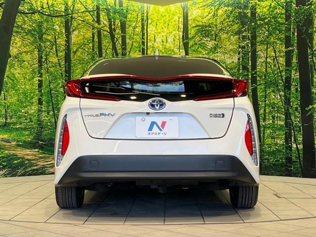 TOYOTA PRIUS PHV 2017