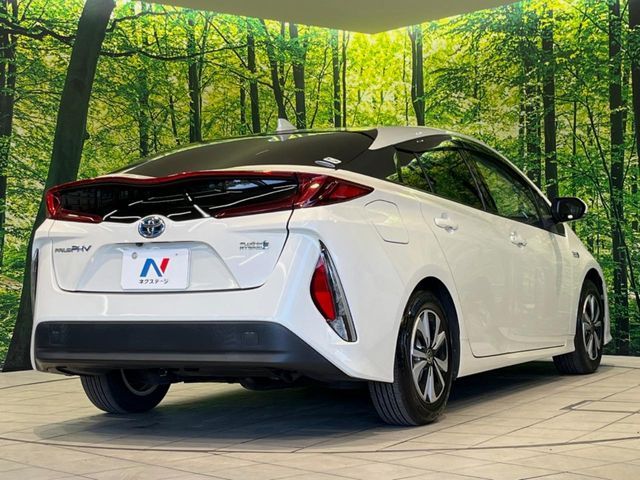 TOYOTA PRIUS PHV 2017