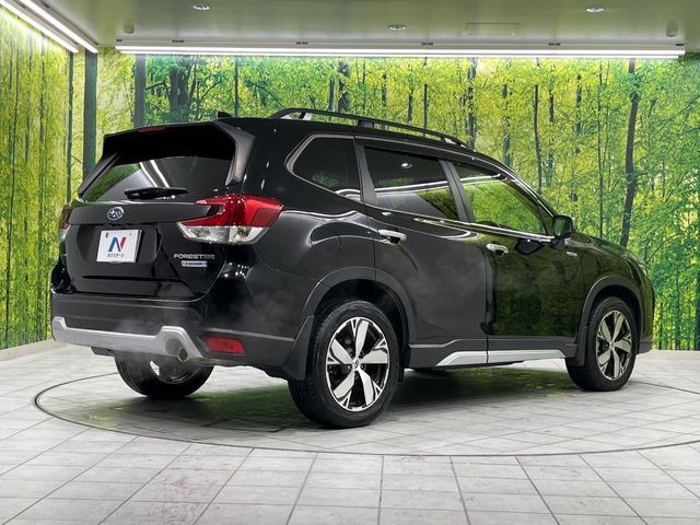SUBARU FORESTER 2018