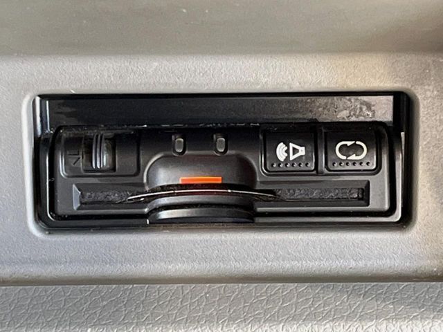 NISSAN NV350 CARAVAN 2016