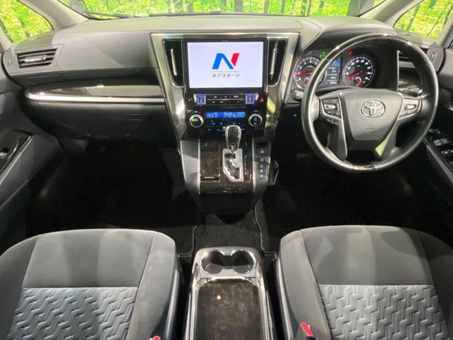 TOYOTA VELLFIRE 4WD 2017