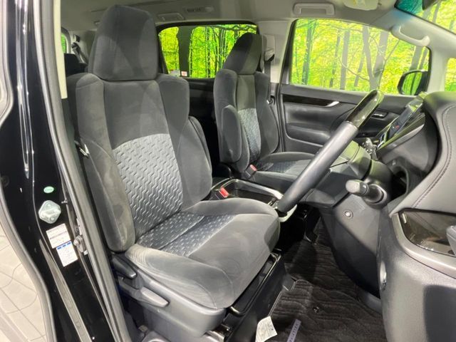 TOYOTA VELLFIRE 4WD 2017